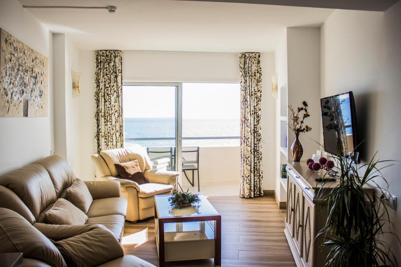 Beachfront In With Sea Views Fuengirola
